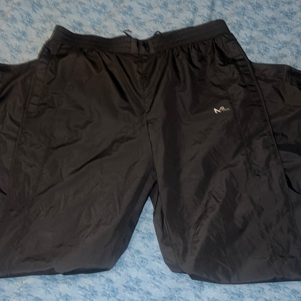 🌺🌺free with Min $10 purchase-Maggie Lane windbreaker pants